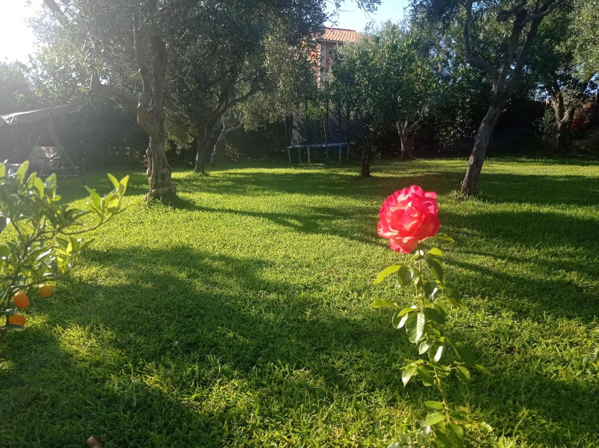Villa Ai Tre Desideri La Casita Aci Castello Exterior foto
